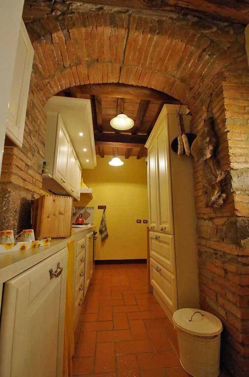 Cottage Le Ginestre Con Piscina In Val D'Orcia Radicofani Exterior foto